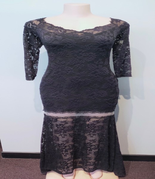 Ballgown. Black Lace 3Quater Sleeve